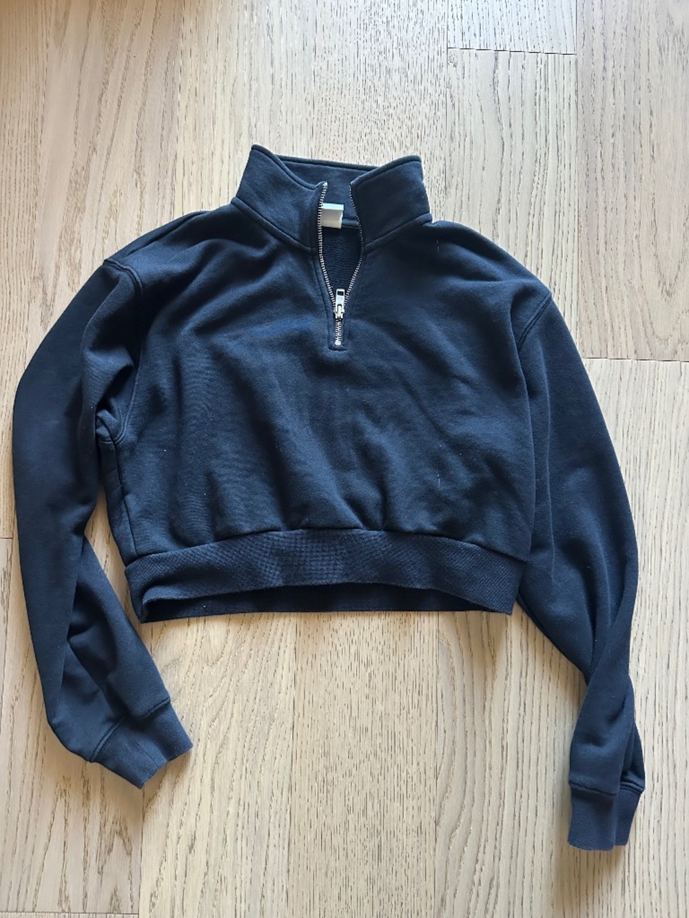 Aritzia TNA Airy Fleece quarter zip